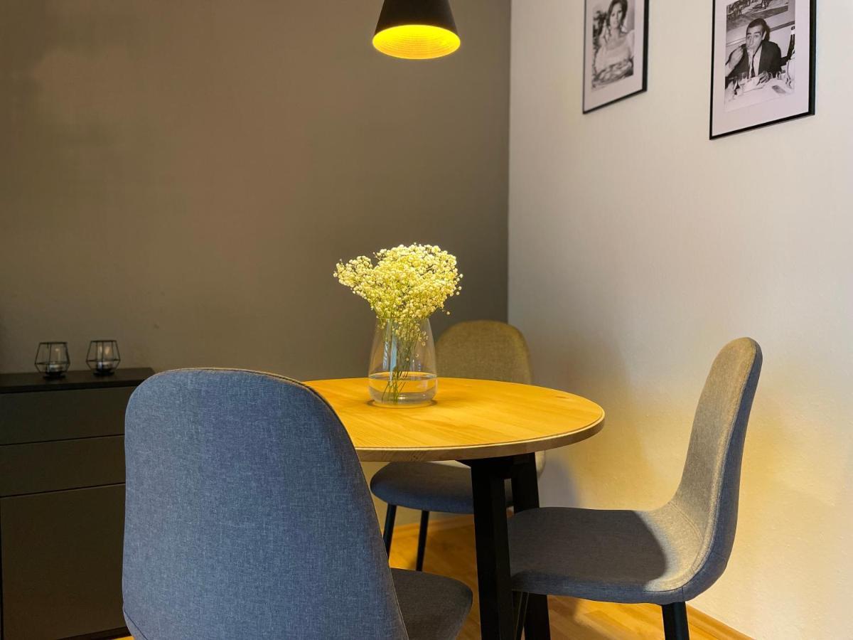 Апартаменты Lamiacasa Business-Family-Near Bosch-Airport Реннинген Экстерьер фото